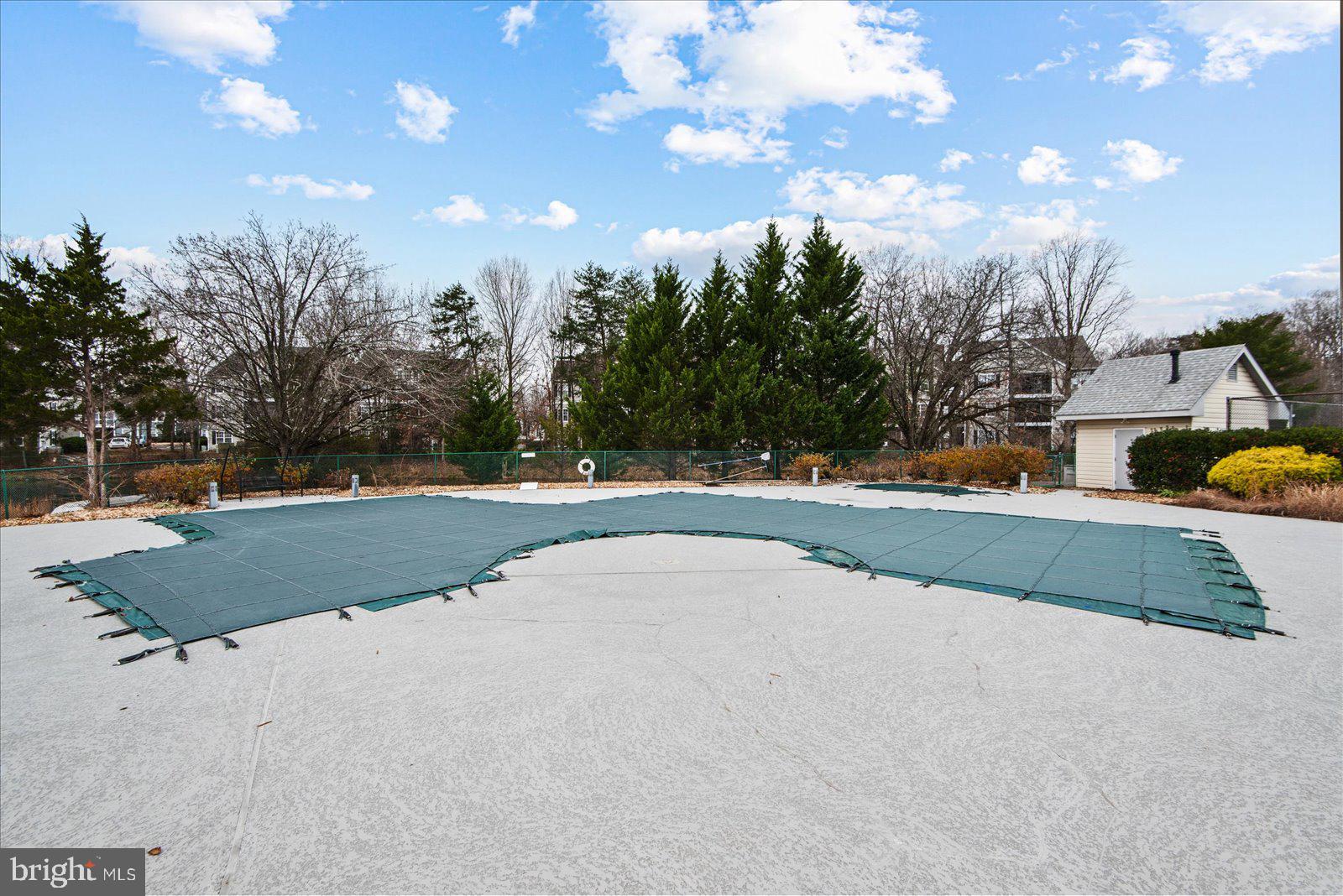 SUMMERLAKE - Residential