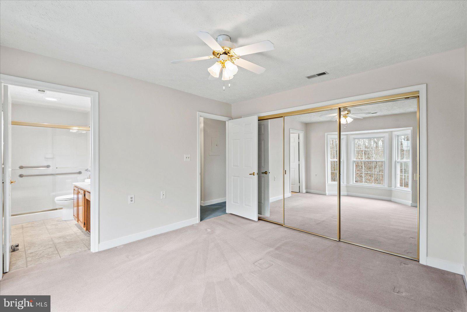 SUMMERLAKE - Residential