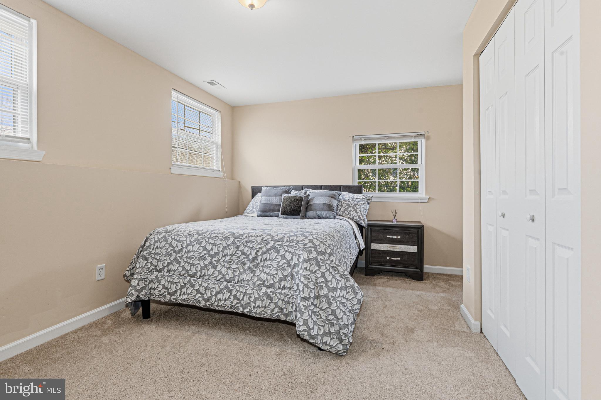 CHELSEA BEACH - Residential