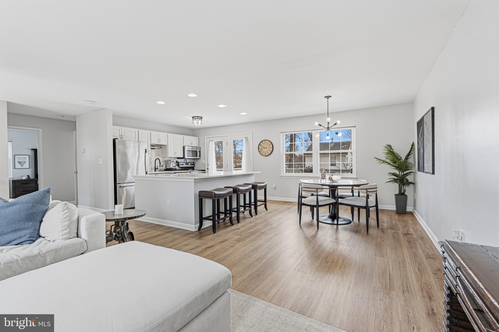 CHELSEA BEACH - Residential