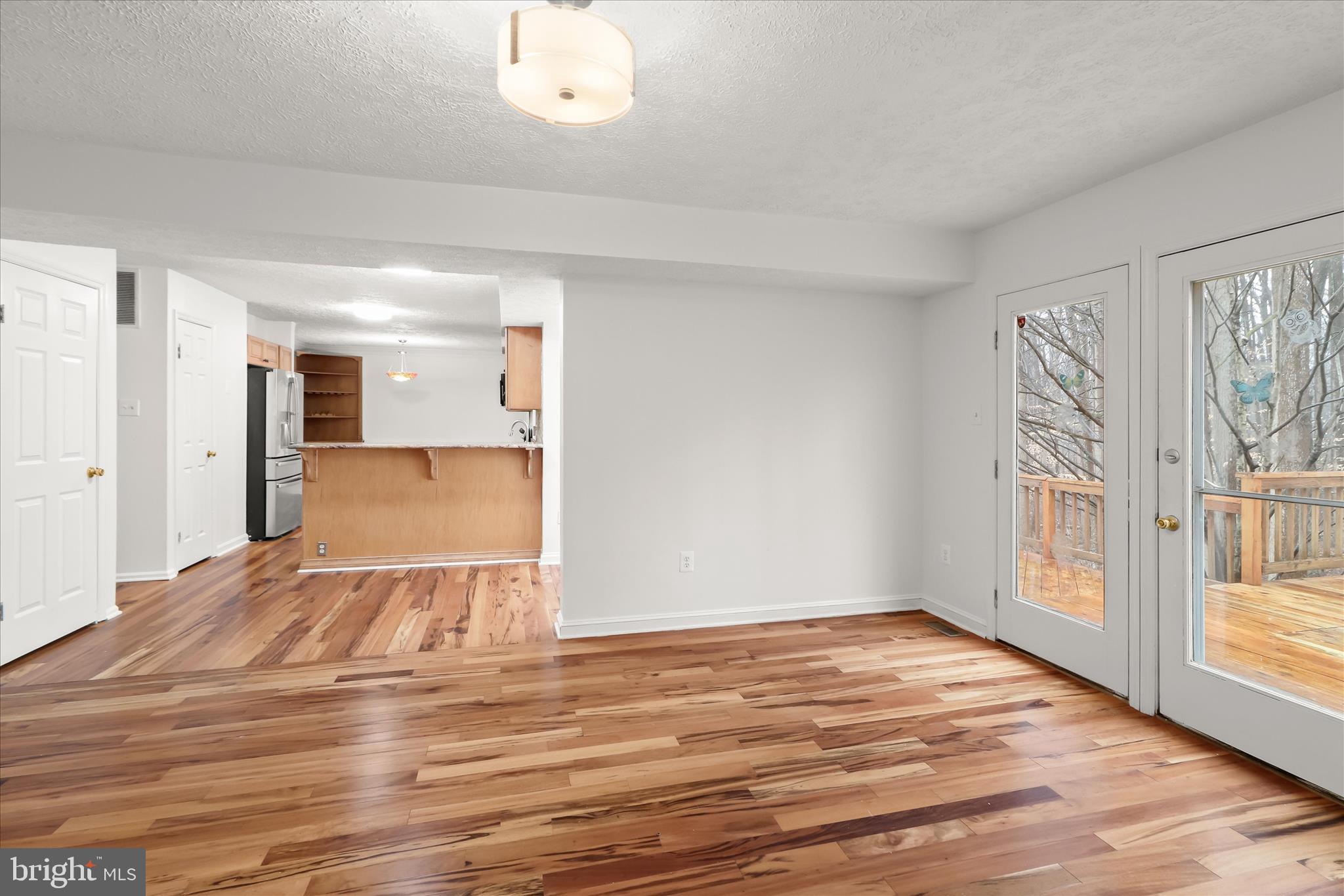 BEECH CREEK - Residential