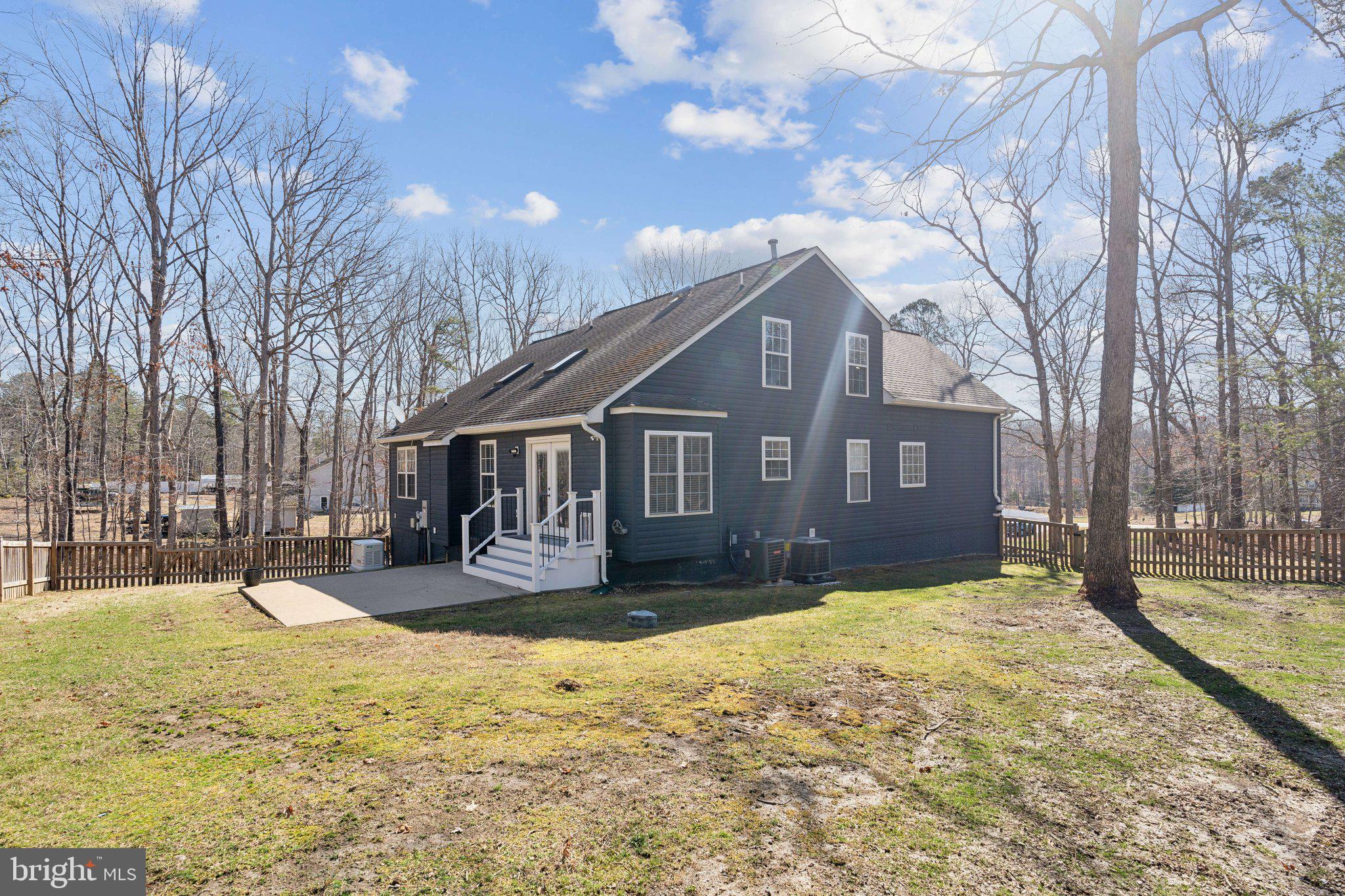 8711 BOULEVARD OF THE GENERALS