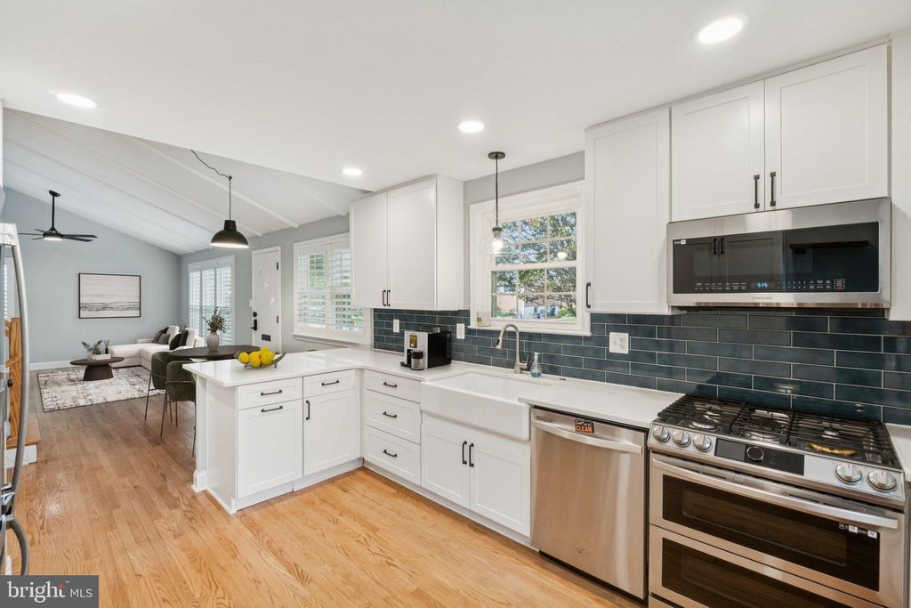 Photo of 10109 Renfrew Road, SILVER SPRING, MD 20901 (MLS # MDMC2206354)