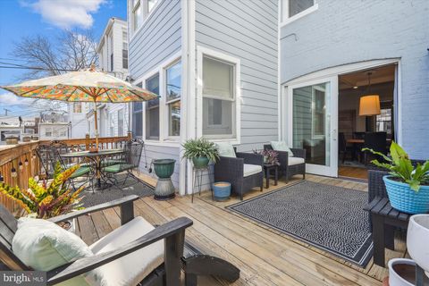 4413 15TH STREET NW WASHINGTON DC 20011
