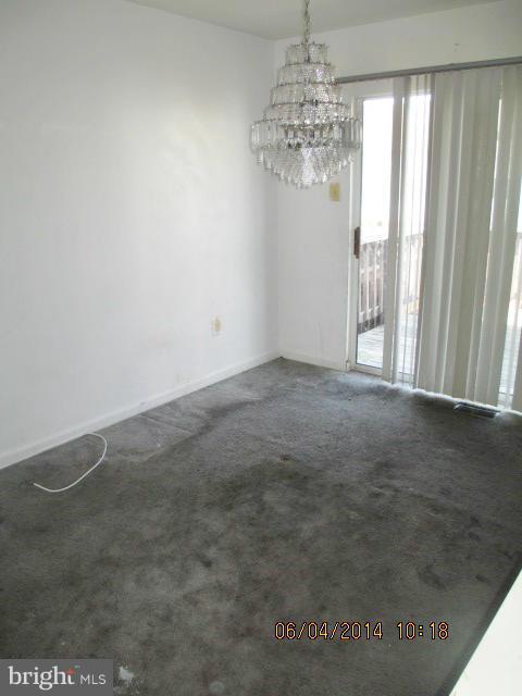 COURTLAND MANOR - Residential