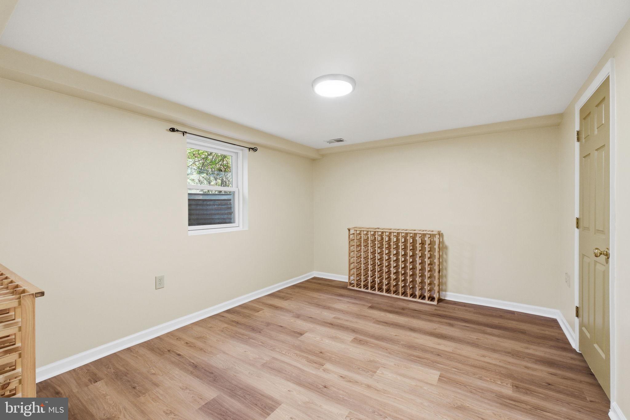RETLAW TERRACE - Residential