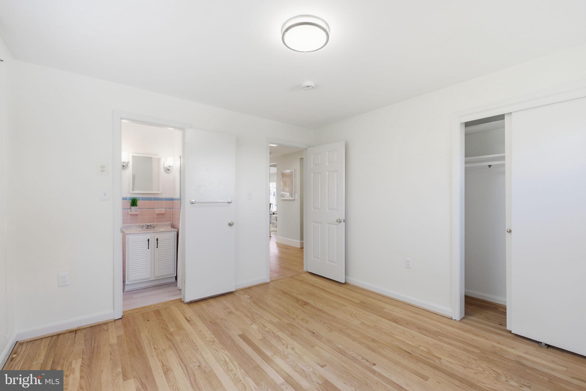 RETLAW TERRACE - Residential