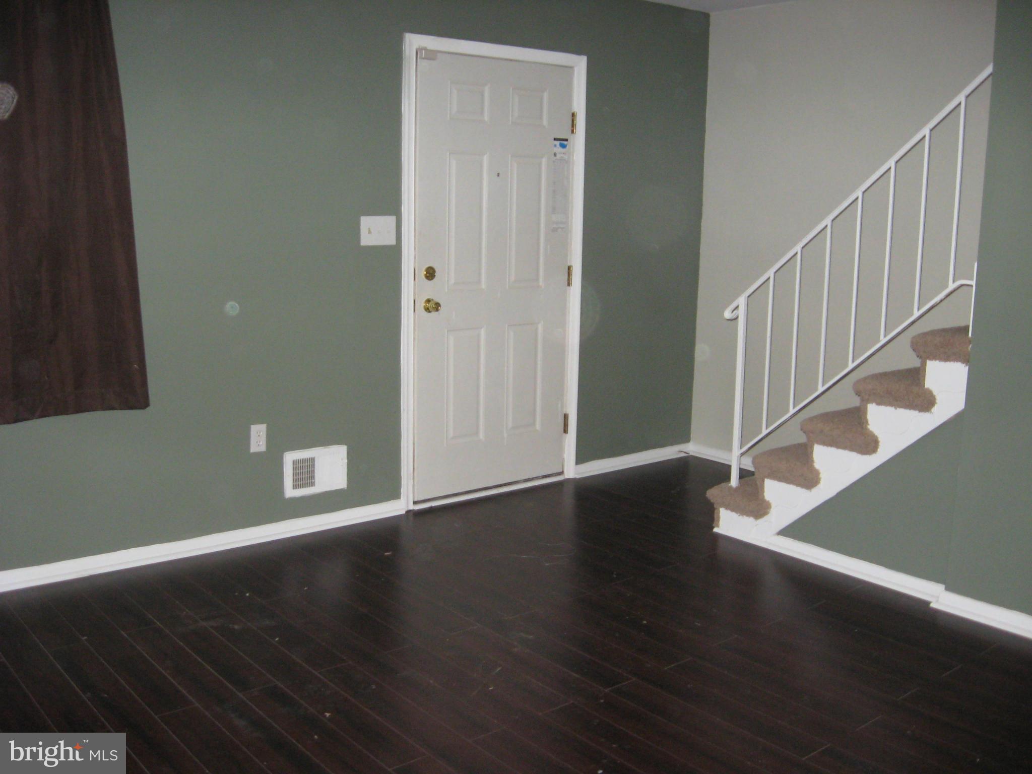 BEECHWOOD SQUARE - Residential Lease