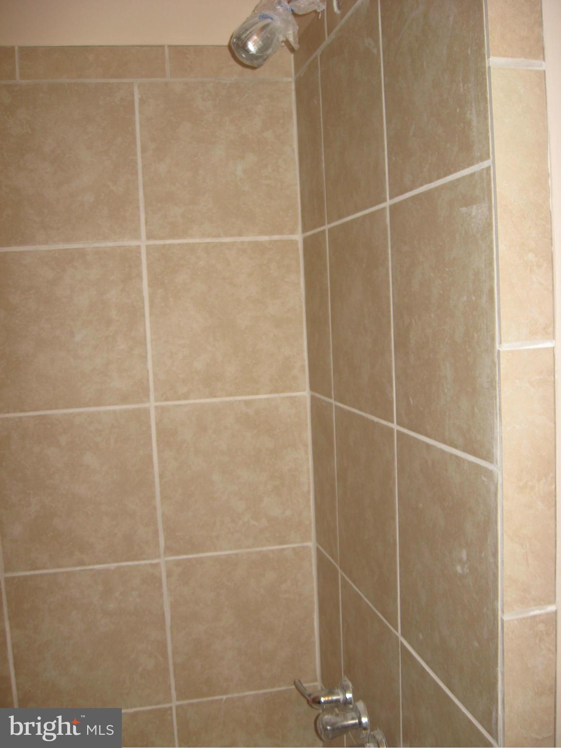 BEECHWOOD SQUARE - Residential Lease