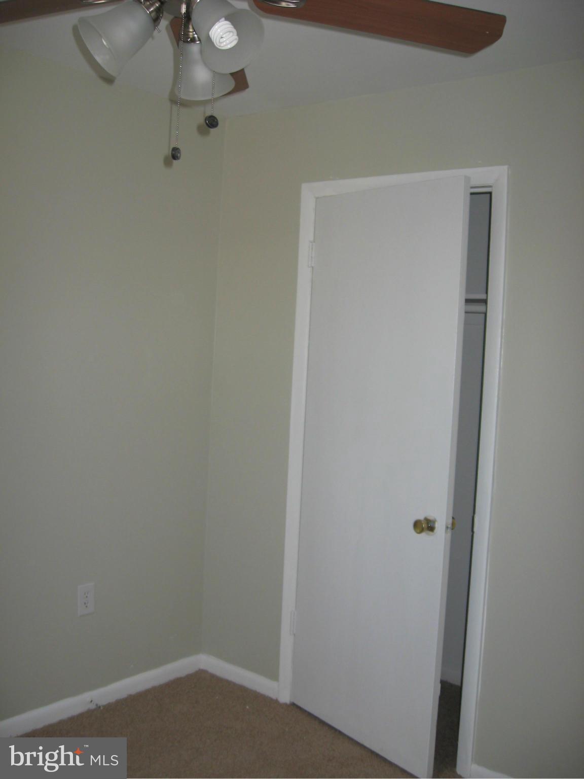 BEECHWOOD SQUARE - Residential Lease