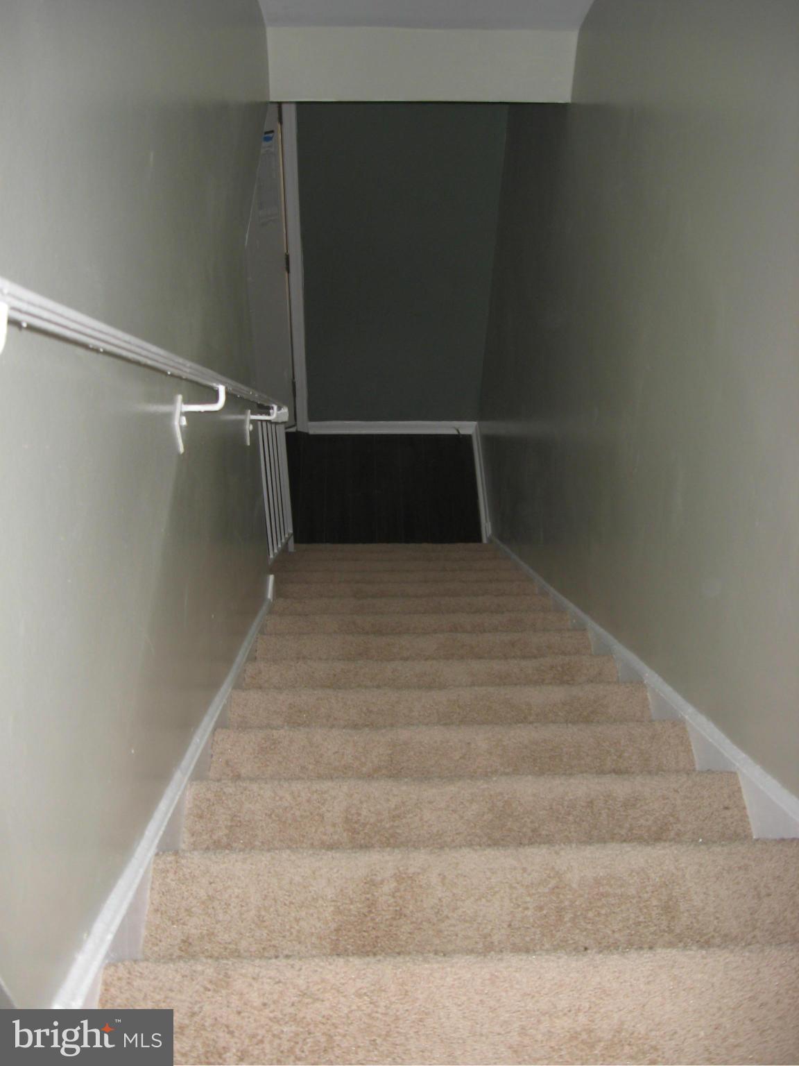 BEECHWOOD SQUARE - Residential Lease