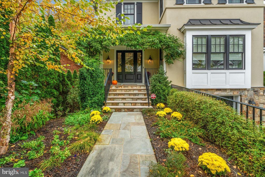 Photo of 2334 King Place NW, WASHINGTON, DC 20007 (MLS # DCDC2229848)