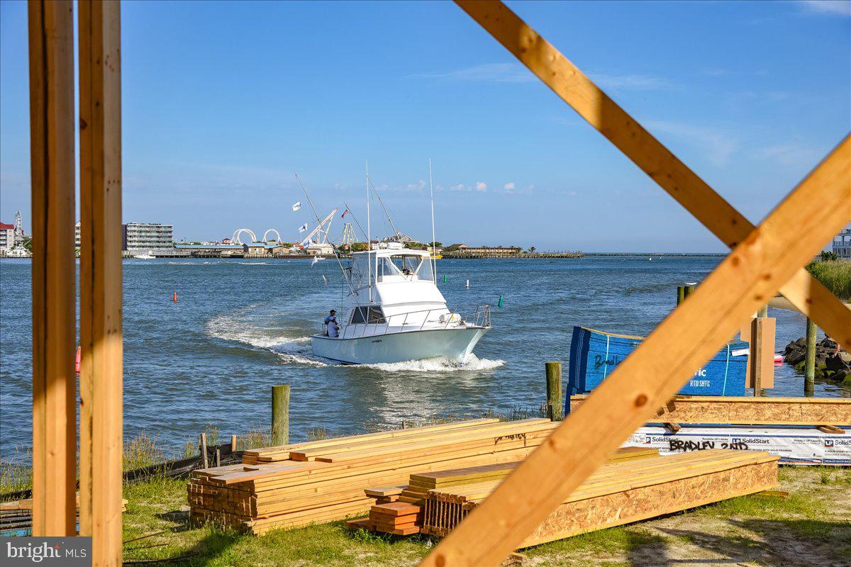 ESTATES AT INLET ISLE - Residential