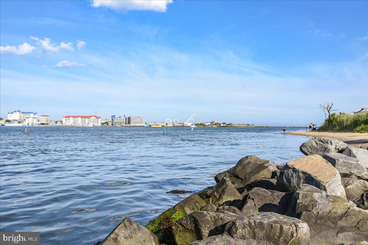 ESTATES AT INLET ISLE - Residential