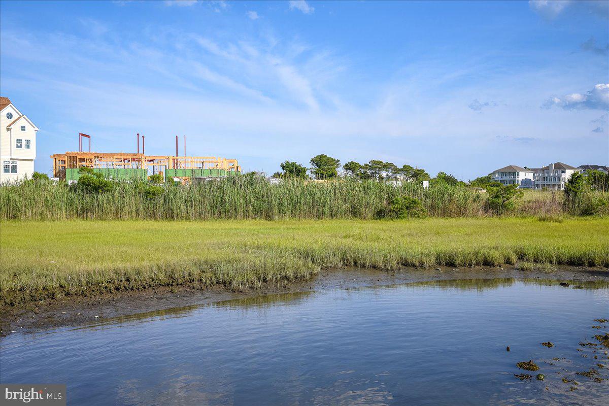 ESTATES AT INLET ISLE - Residential