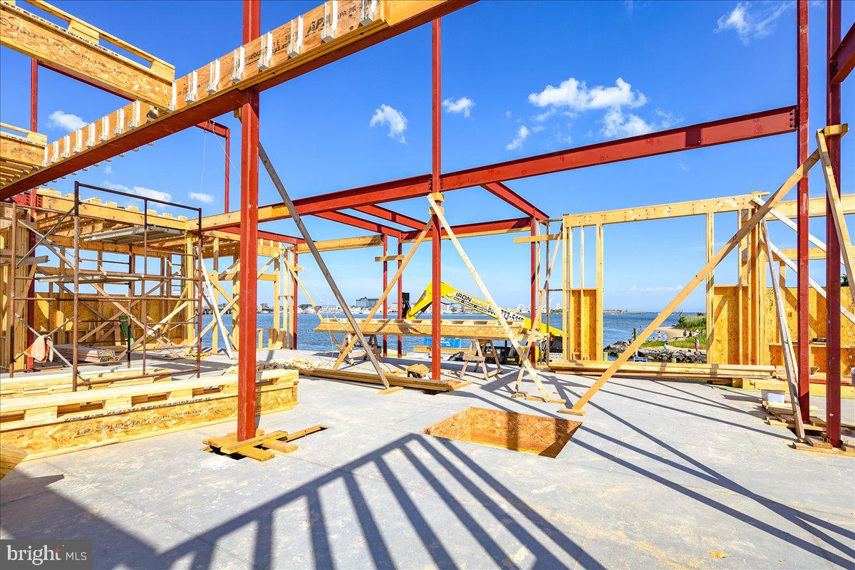 ESTATES AT INLET ISLE - Residential