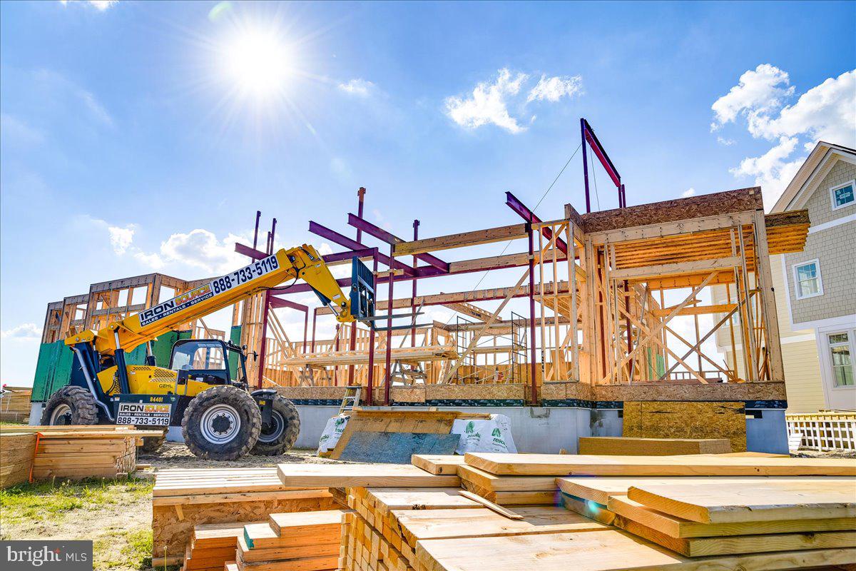 ESTATES AT INLET ISLE - Residential