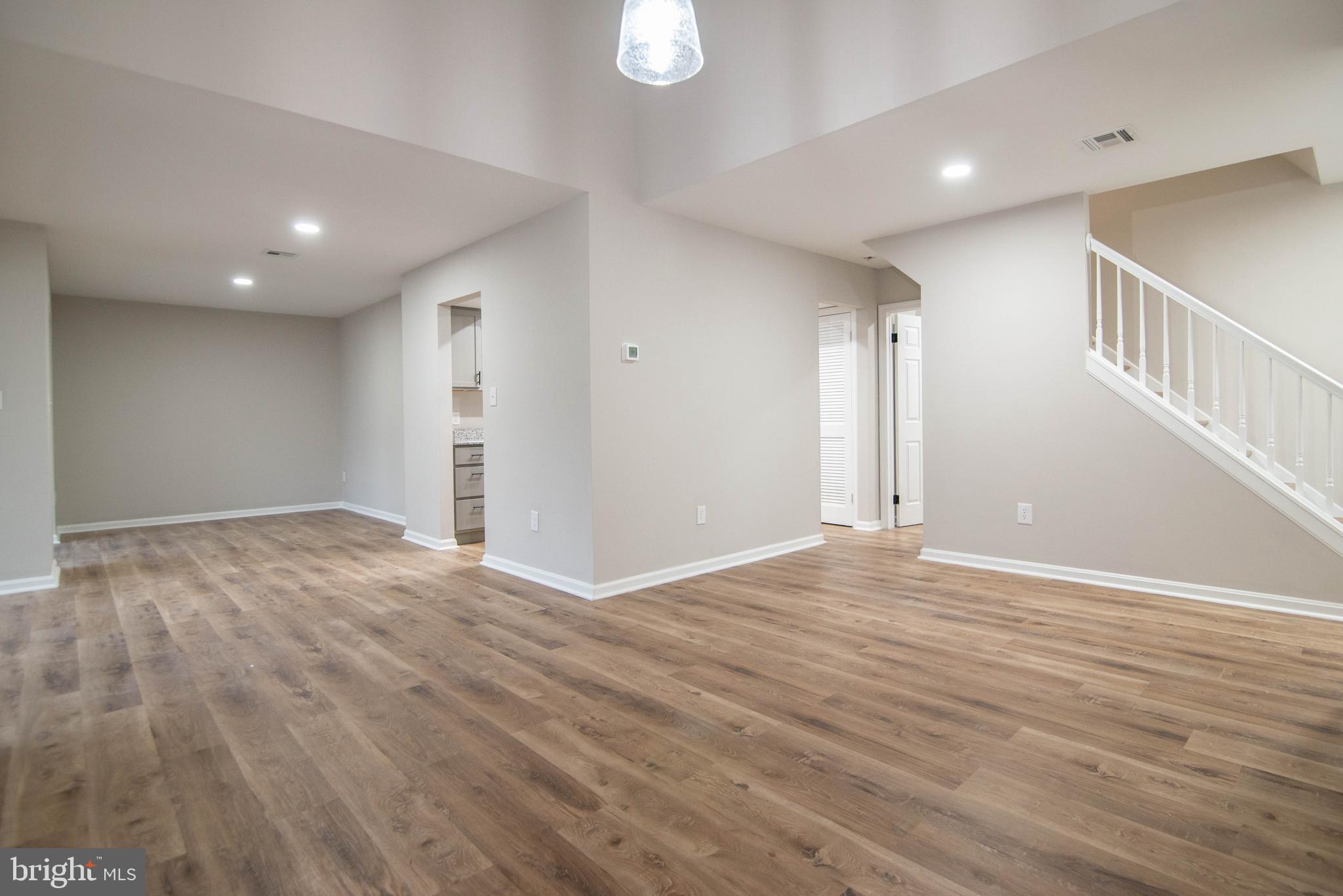 CREST OF HERSHEY - Residential
