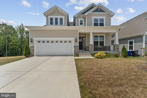 Photo of 5192 Newport Circle, WHITE PLAINS, MD 20695 (MLS # MDCH2056414)