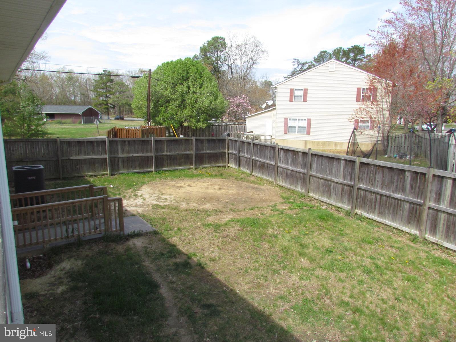 GREENVIEW KNOLLS - Residential Lease