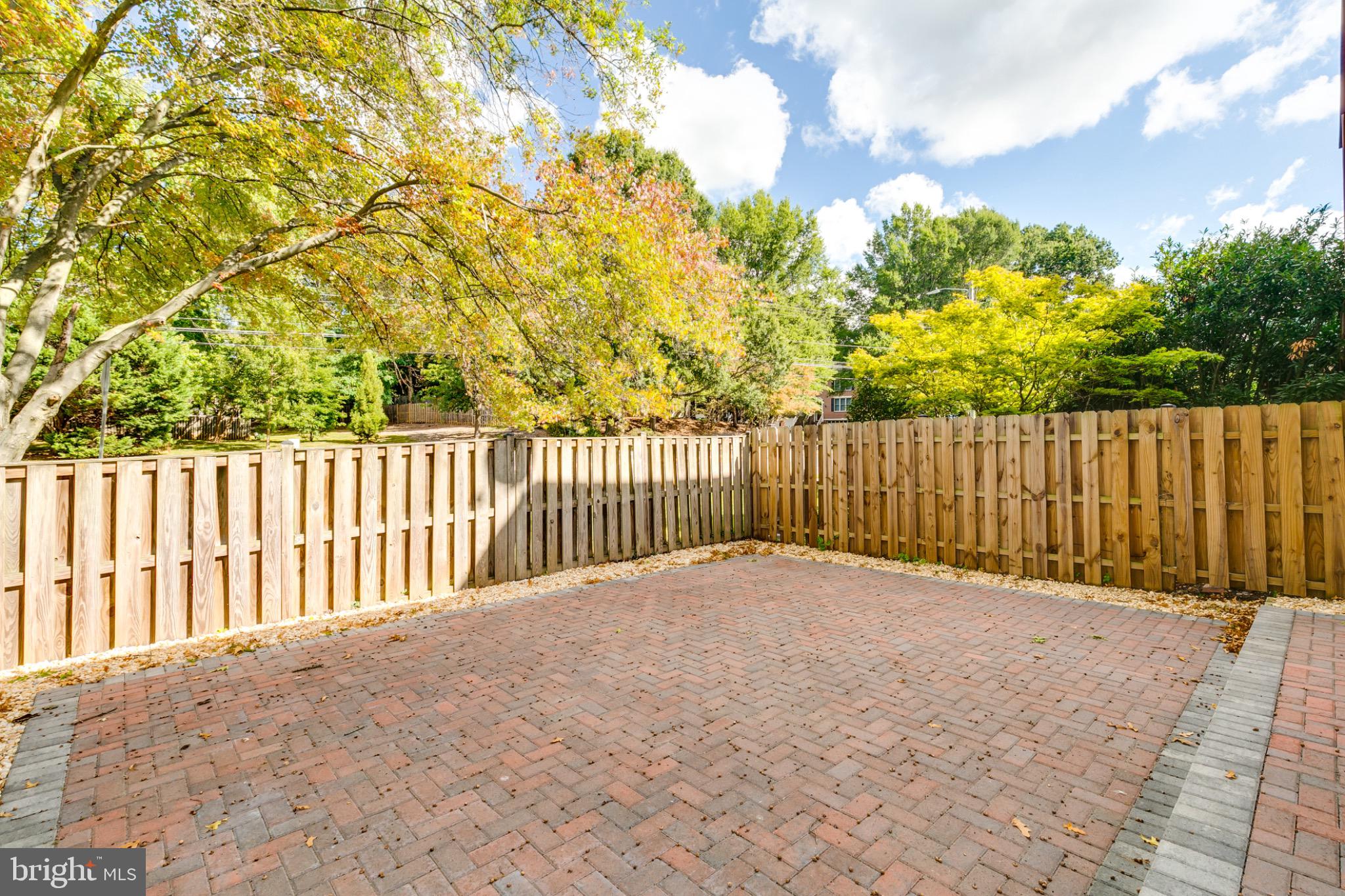 CYRANDALL VALLEY NORTH - Residential Lease