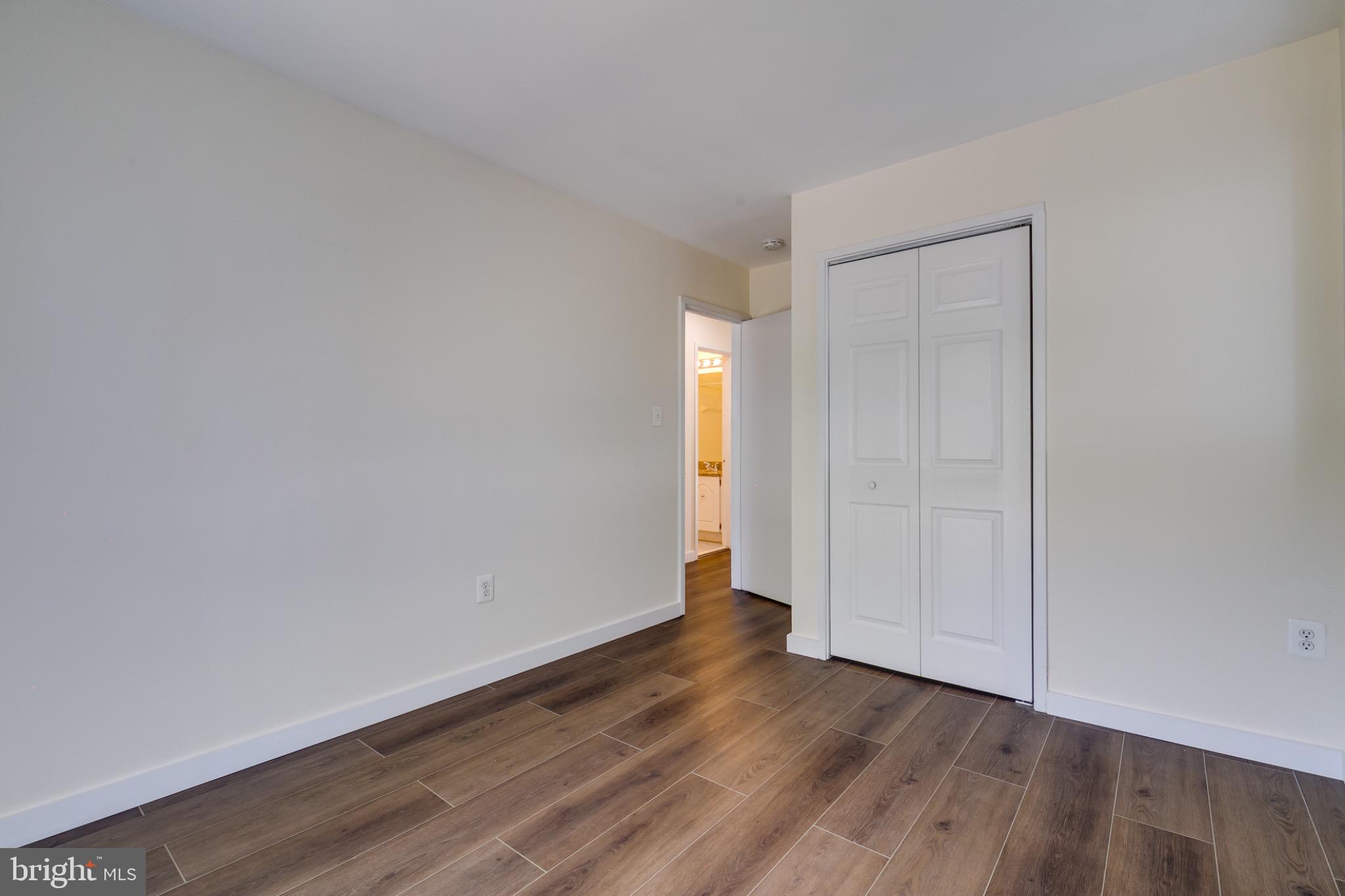 CYRANDALL VALLEY NORTH - Residential Lease