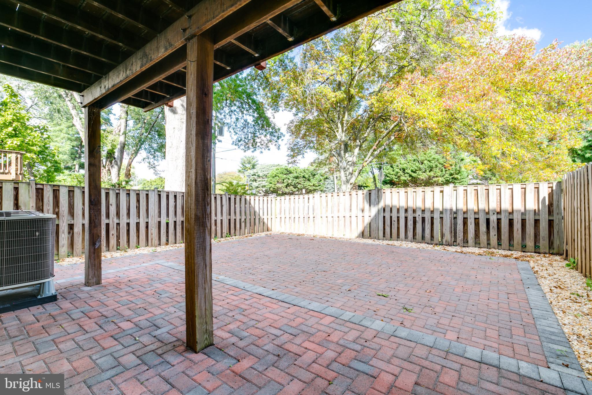 CYRANDALL VALLEY NORTH - Residential Lease