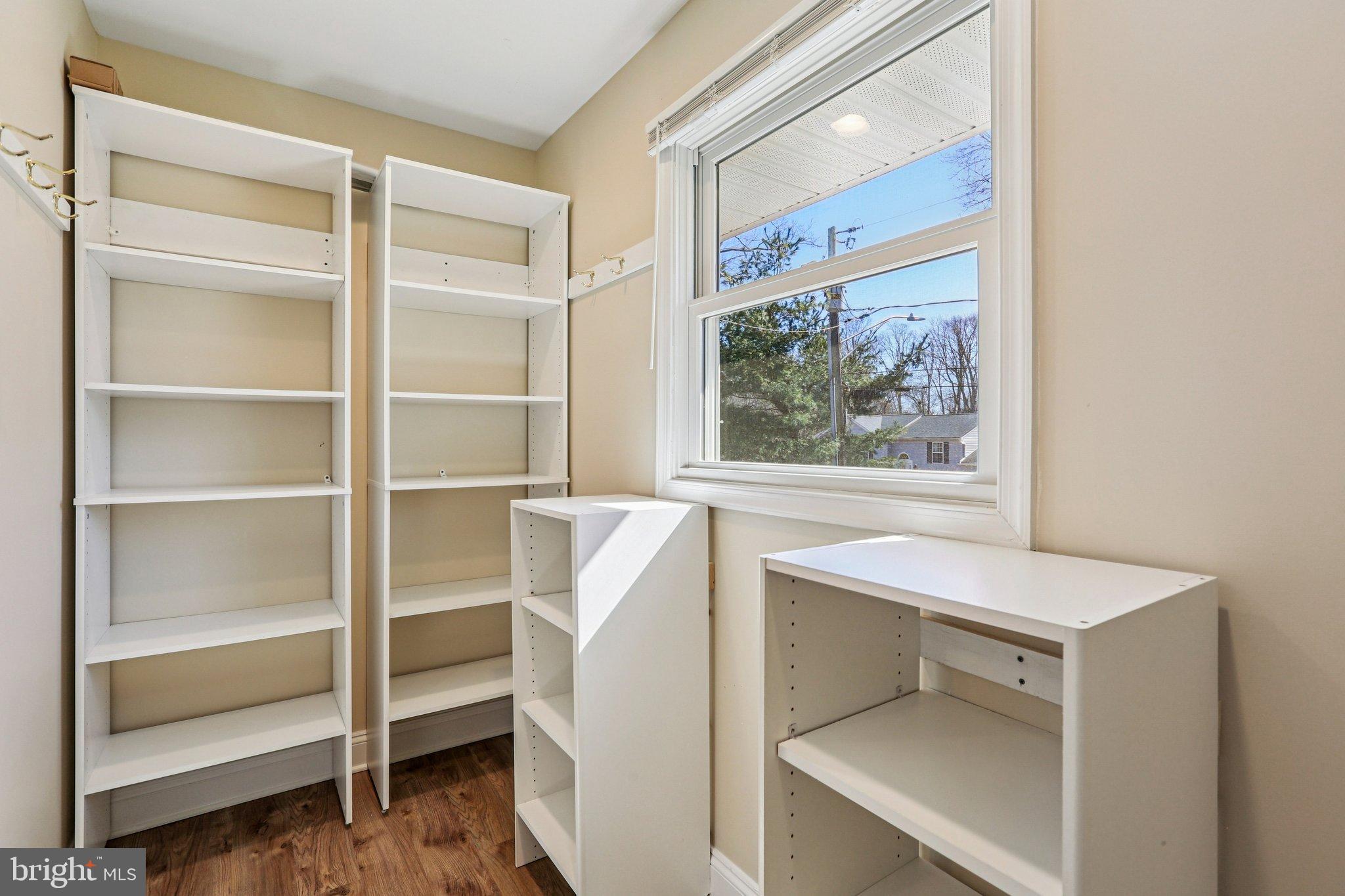 SELBY GROVE - Residential