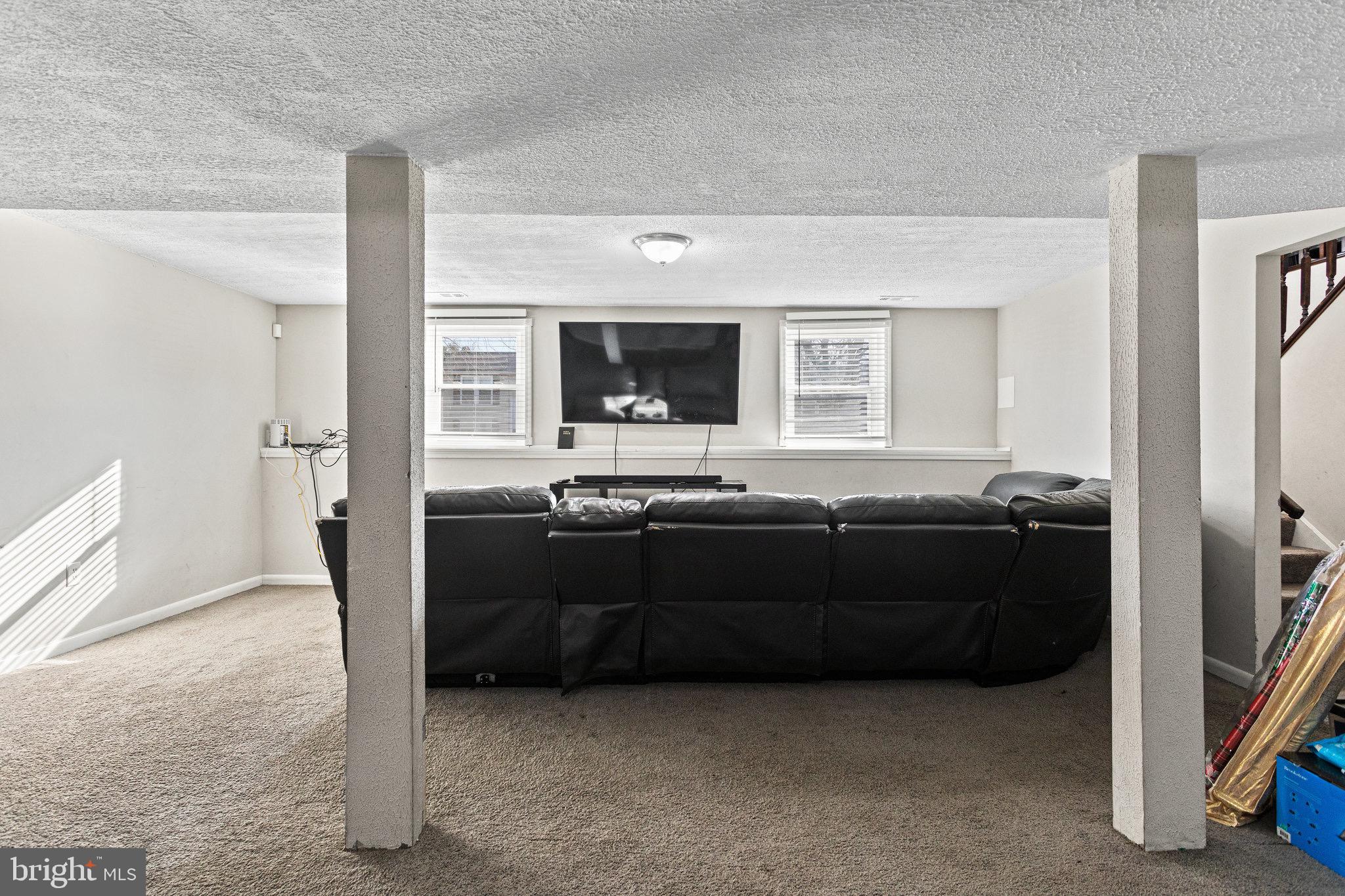 CRICKET RIDGE - Residential