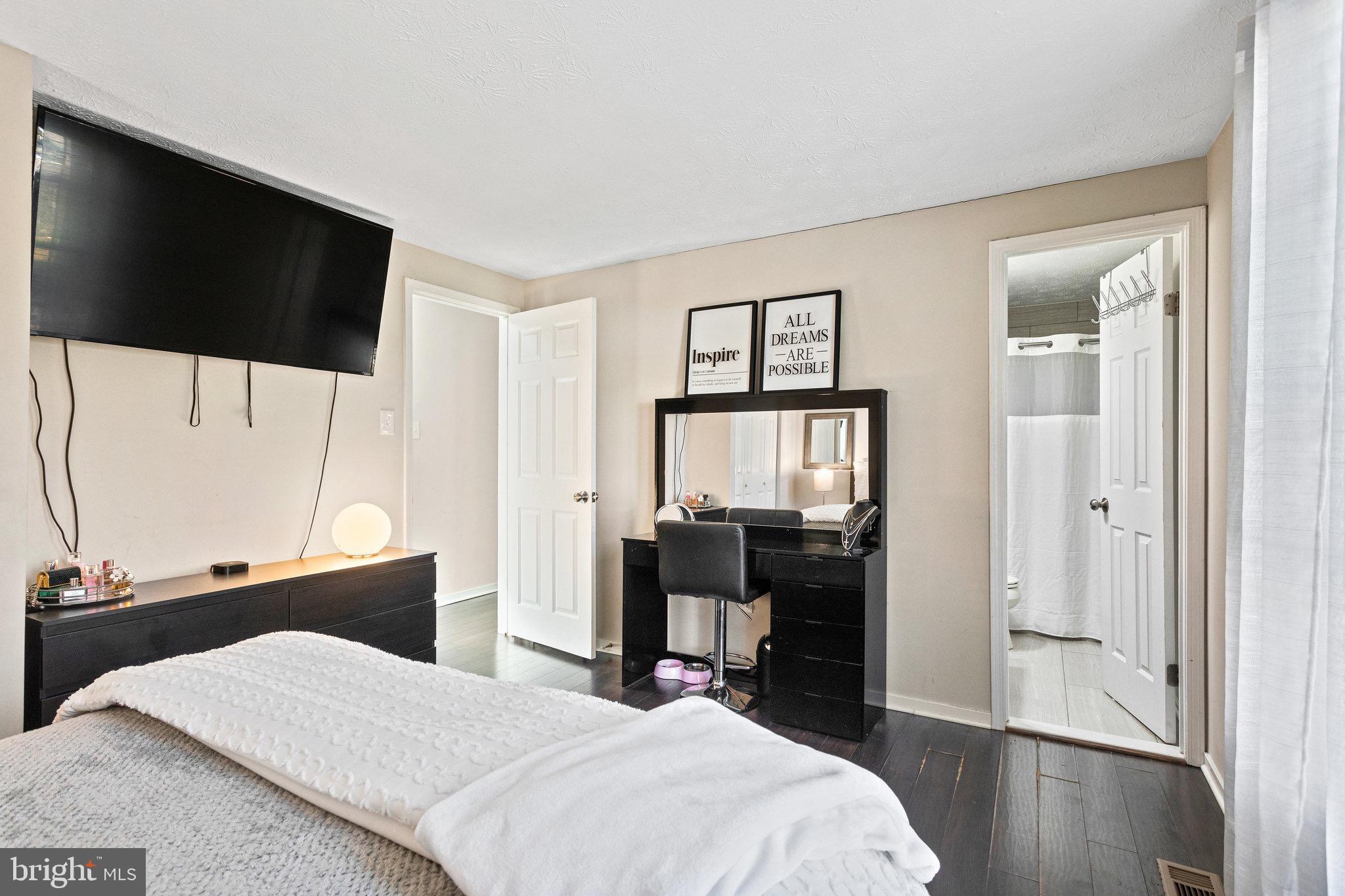 CRICKET RIDGE - Residential