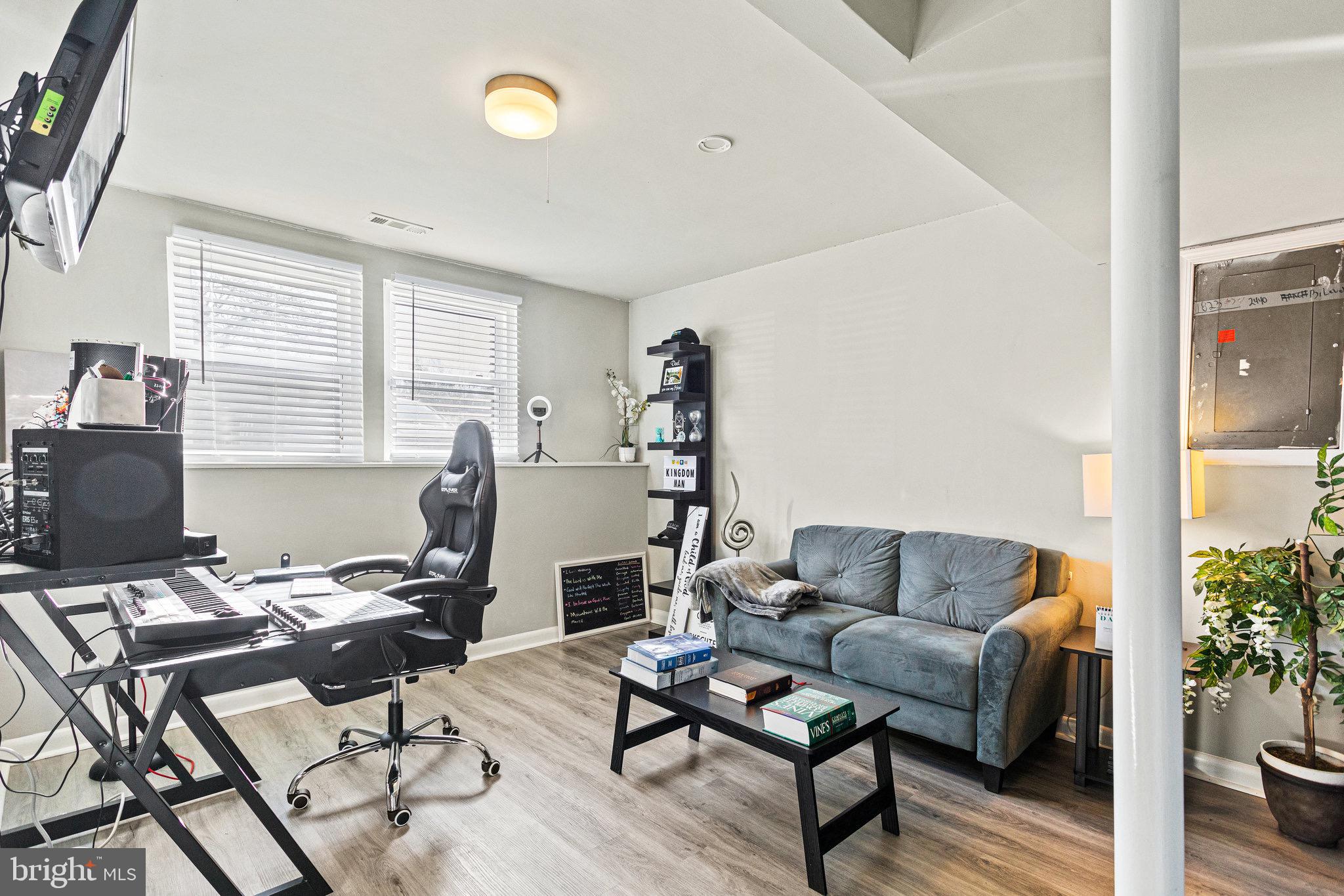 CRICKET RIDGE - Residential