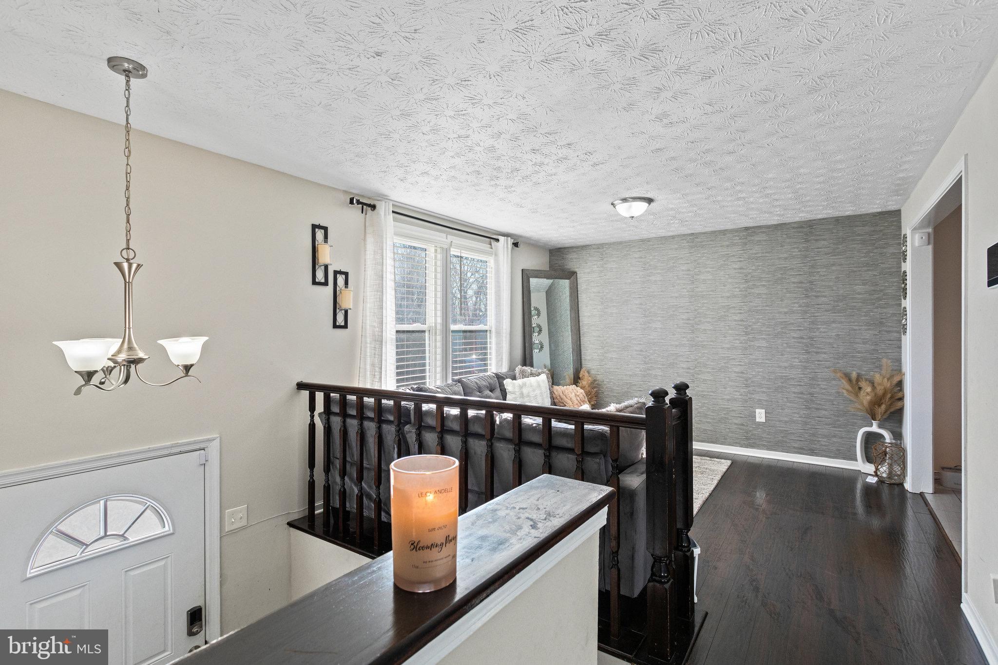 CRICKET RIDGE - Residential