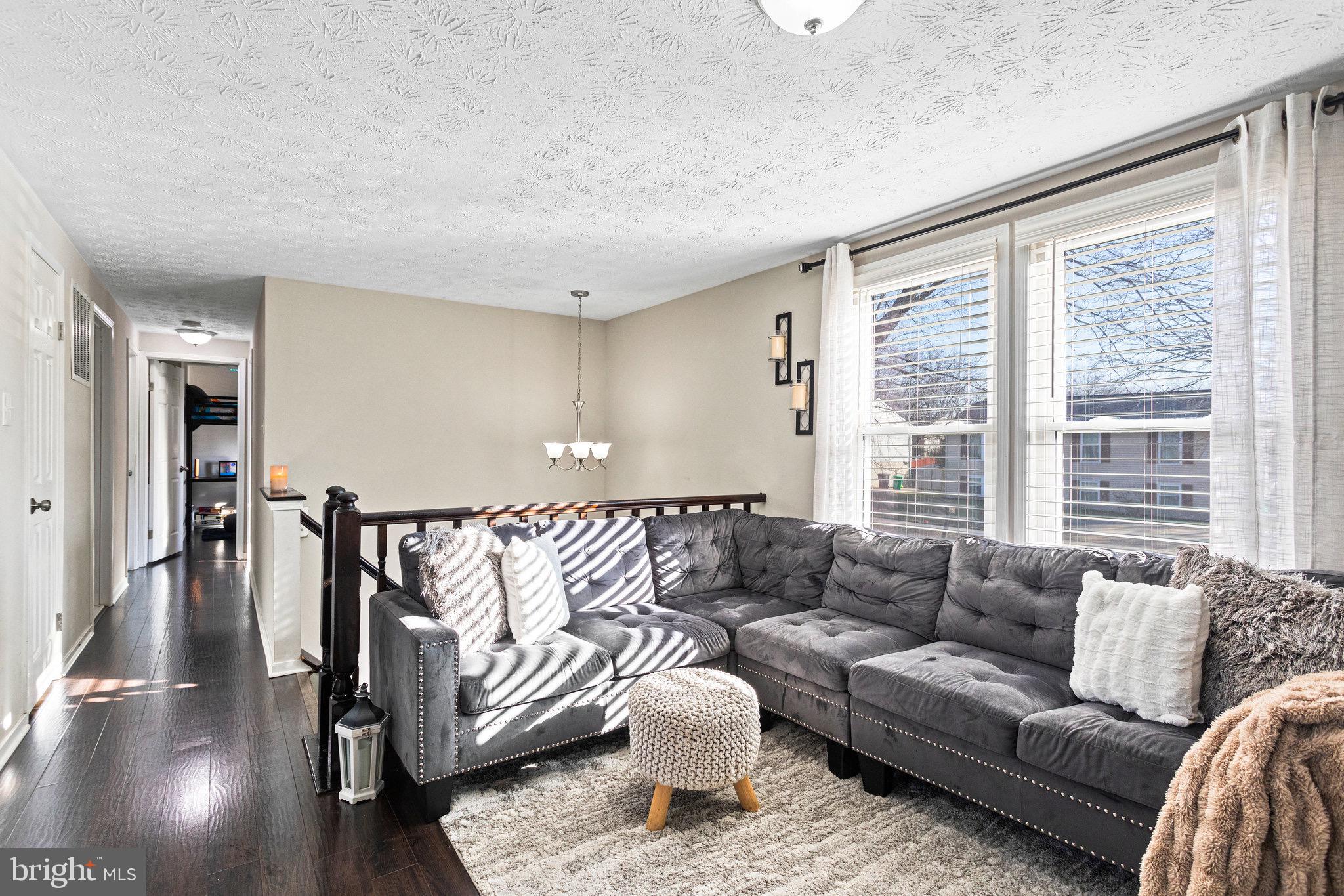 CRICKET RIDGE - Residential