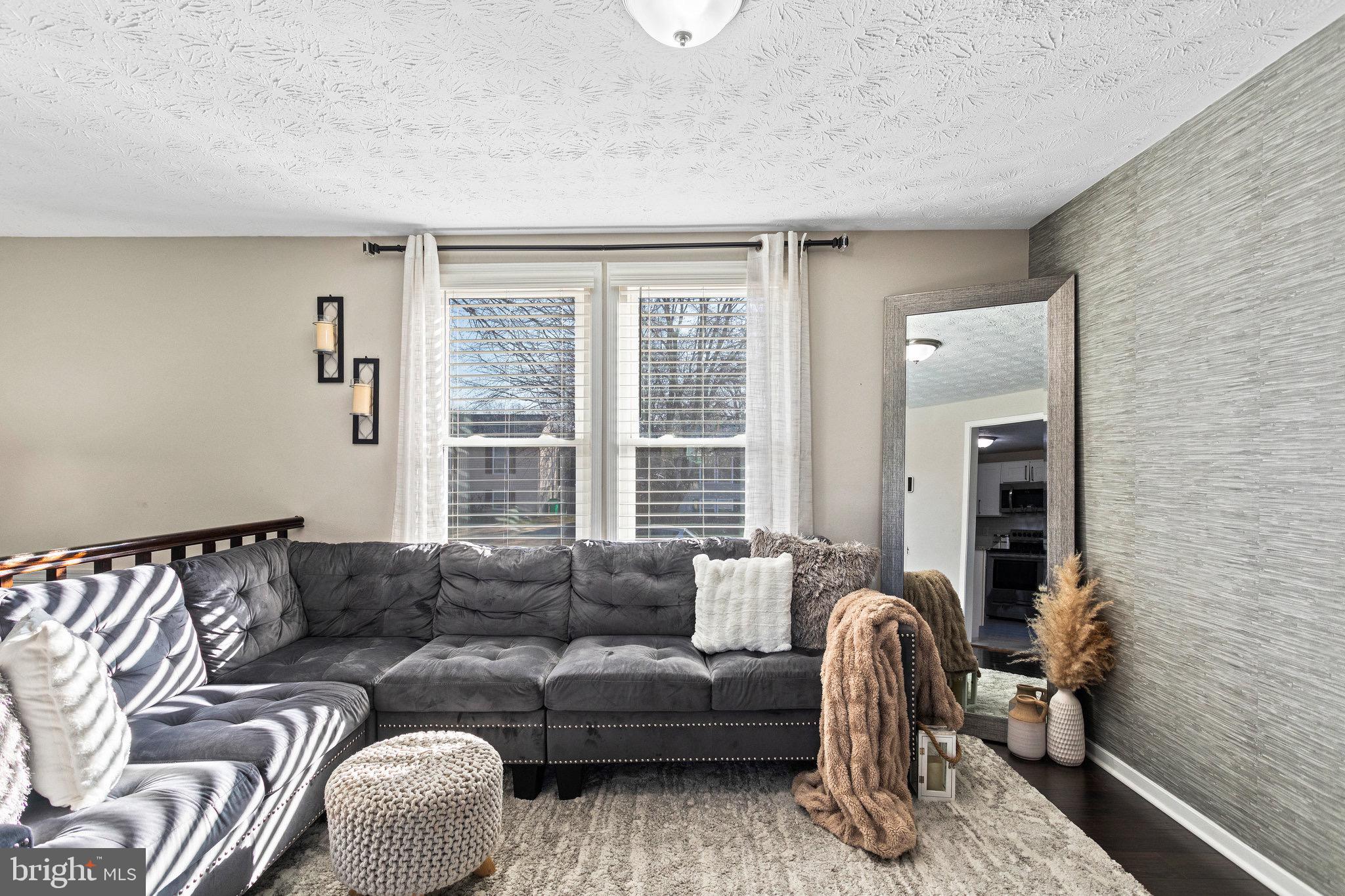 CRICKET RIDGE - Residential