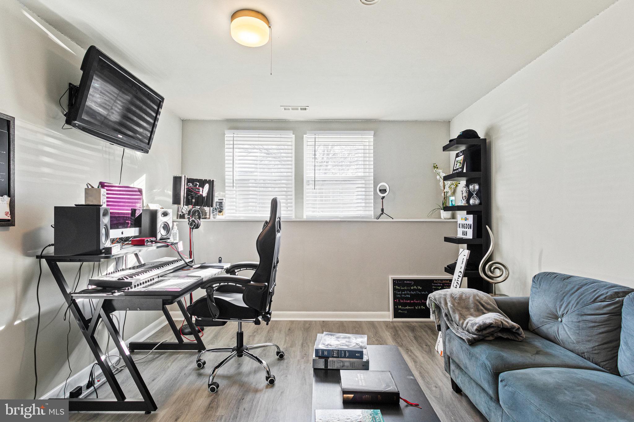 CRICKET RIDGE - Residential