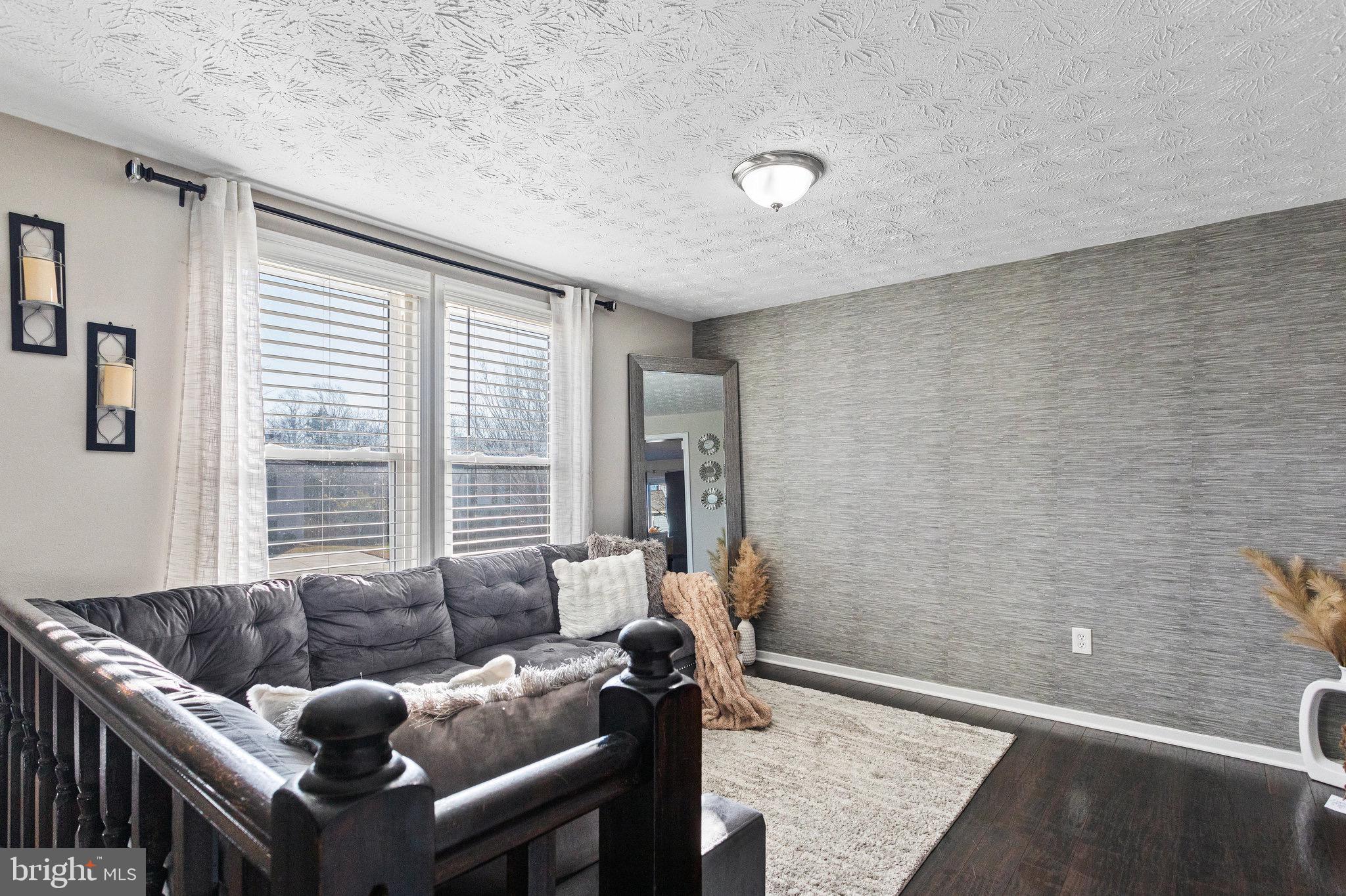 CRICKET RIDGE - Residential