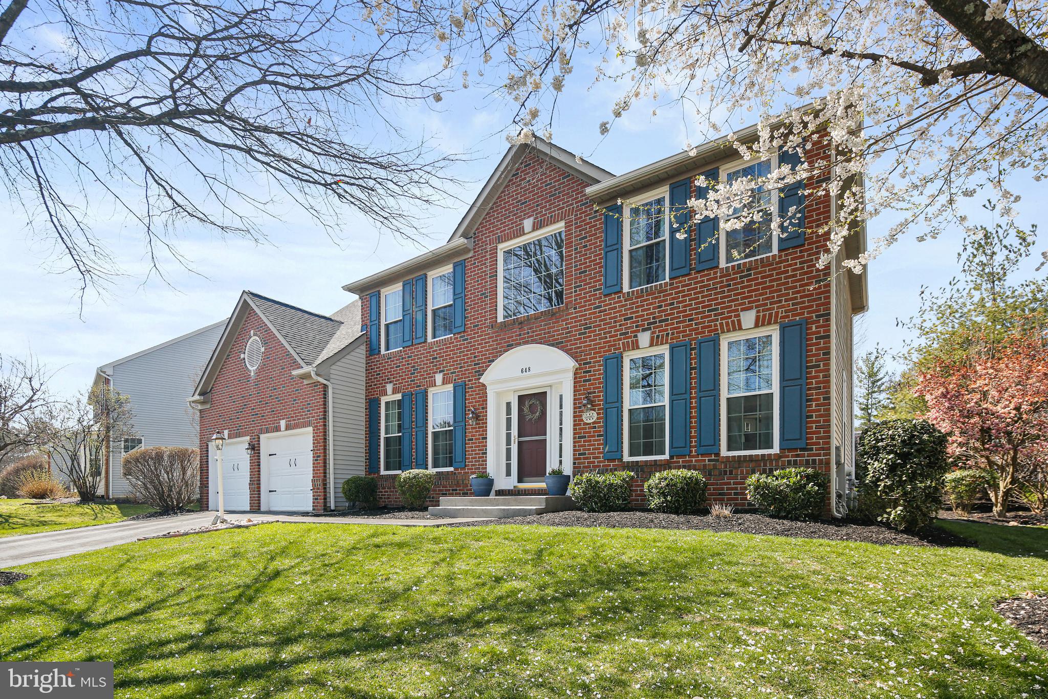 THE OAKS AT FIVE FARMS - Residential