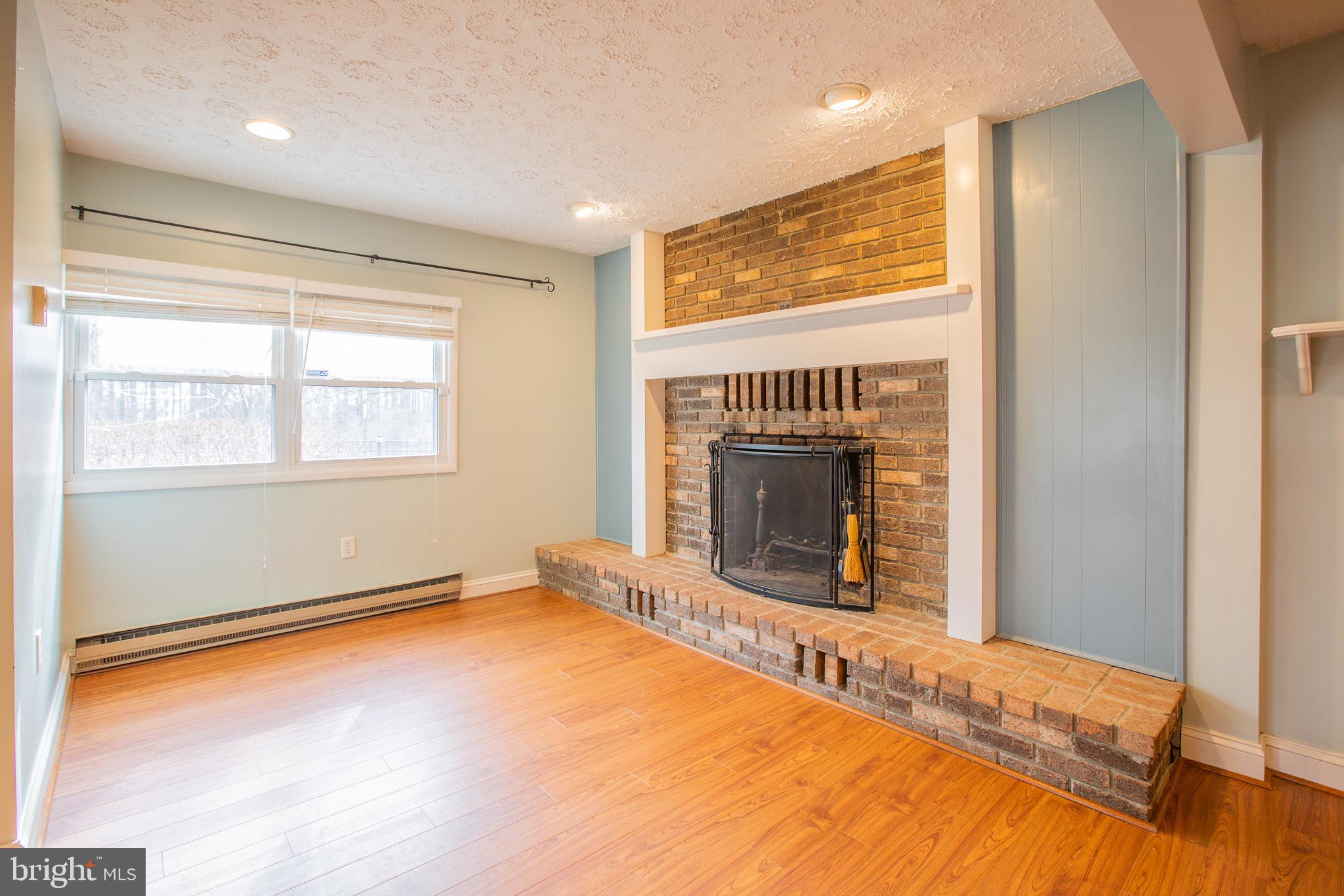 SEVERN - Residential Lease