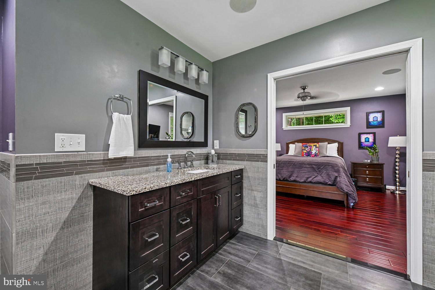 CHESTNUT HILL - Residential