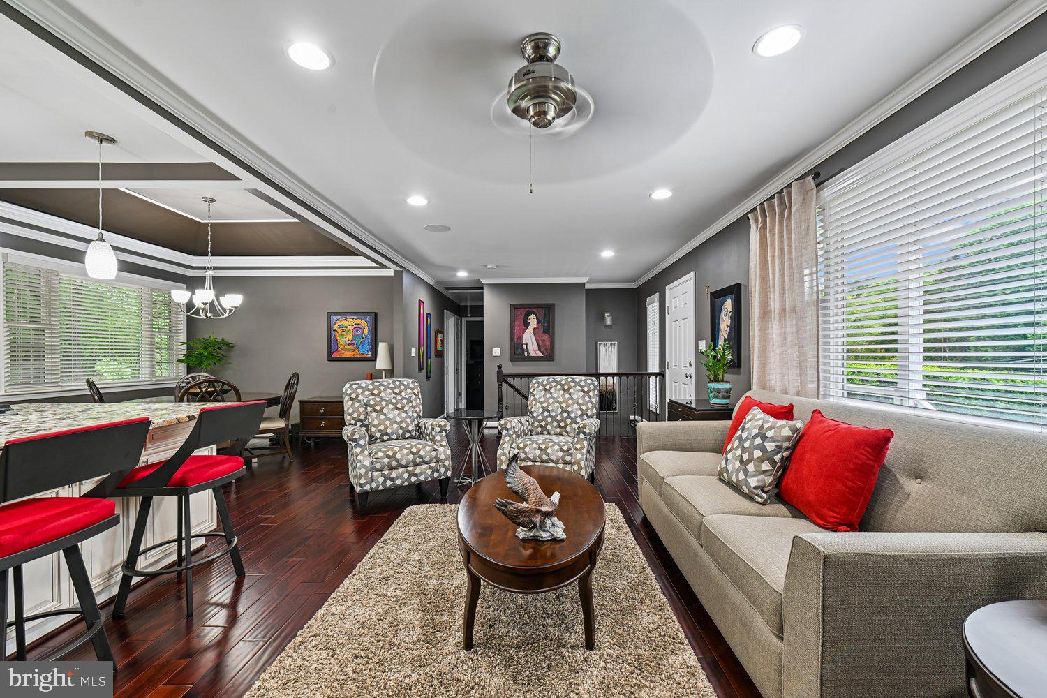 CHESTNUT HILL - Residential