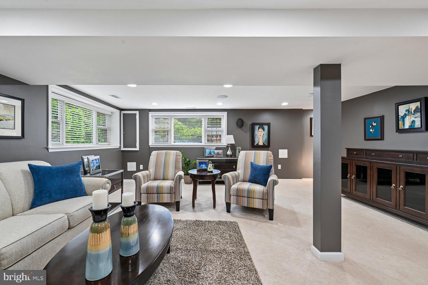 CHESTNUT HILL - Residential