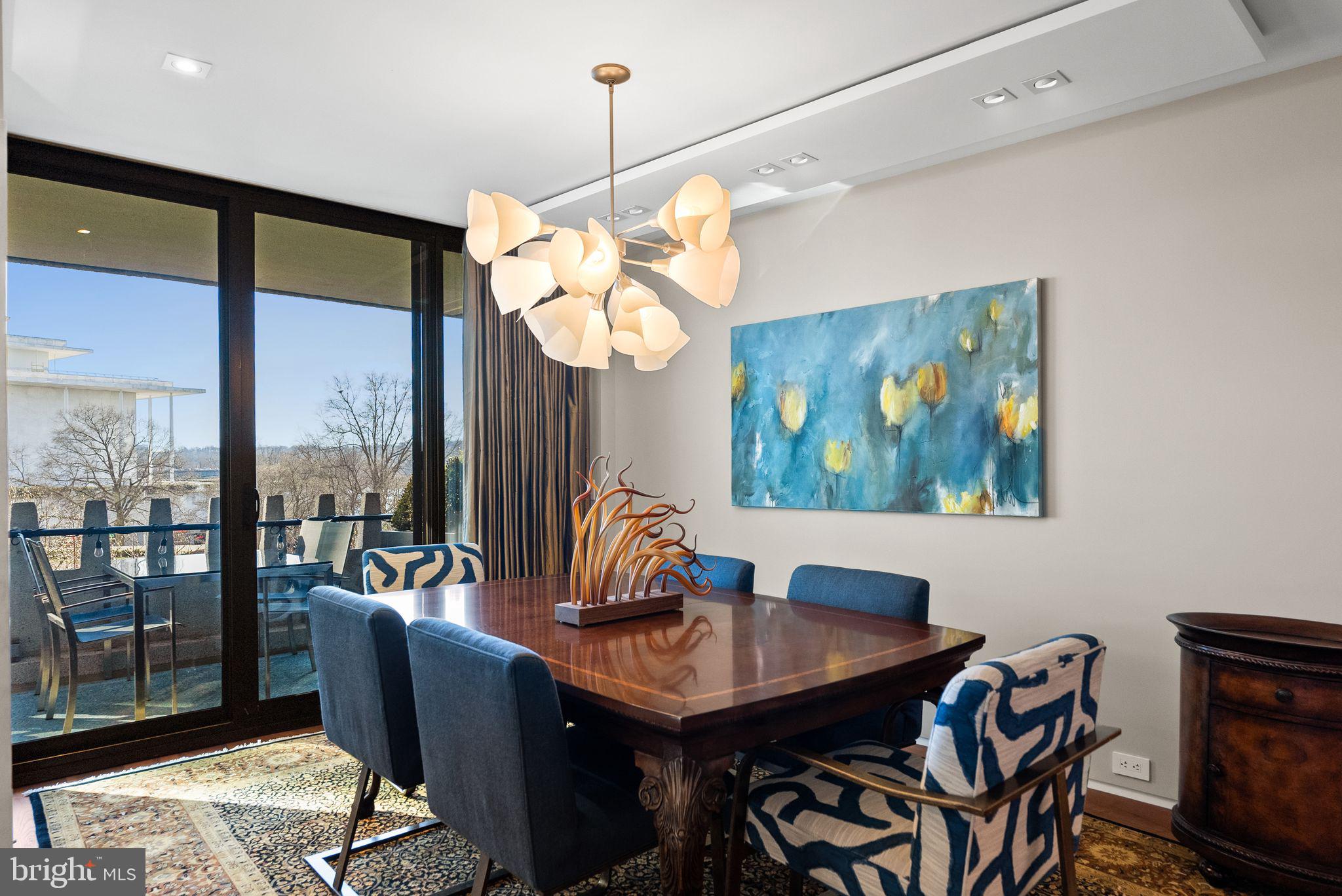 FOGGY BOTTOM - Residential