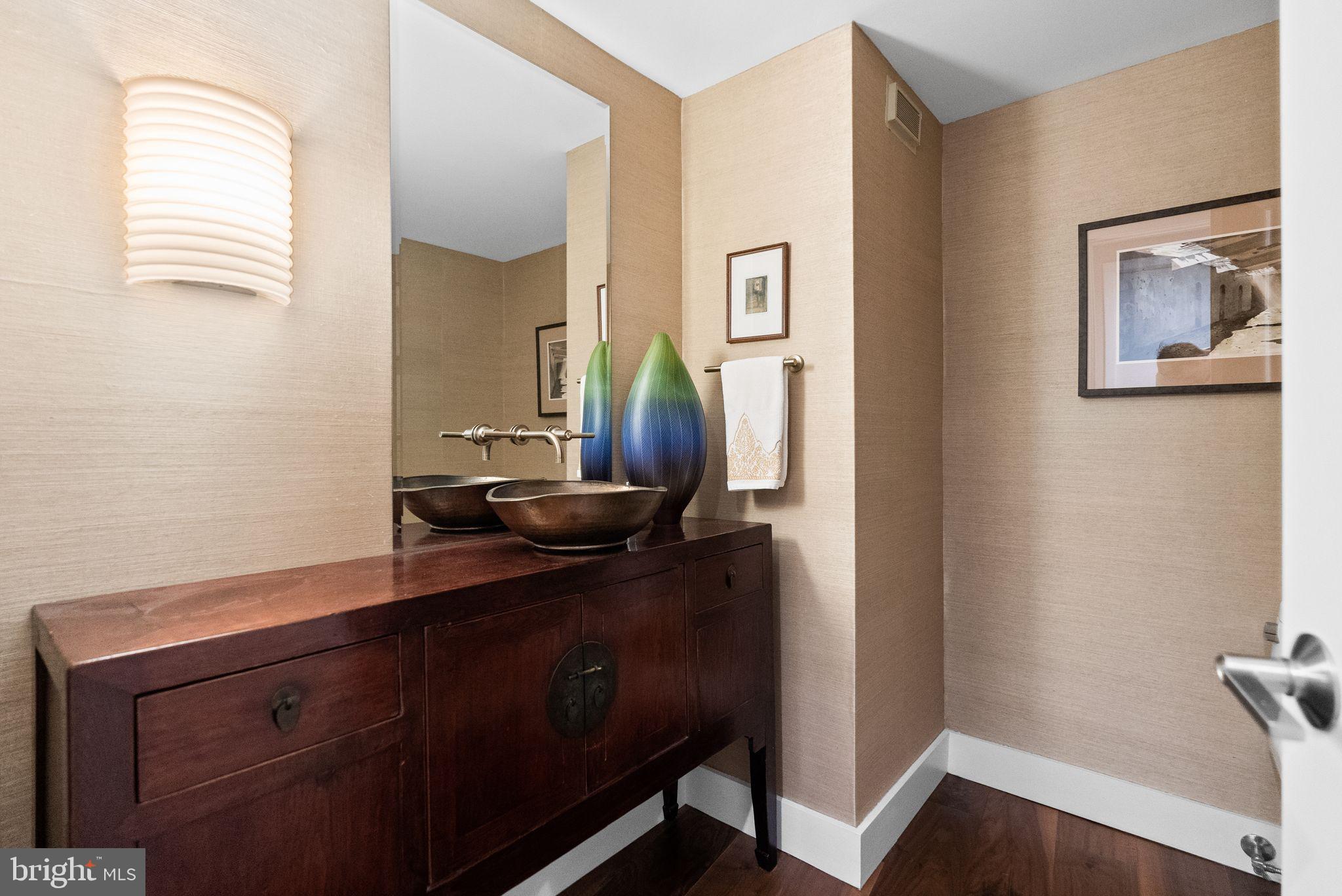 FOGGY BOTTOM - Residential