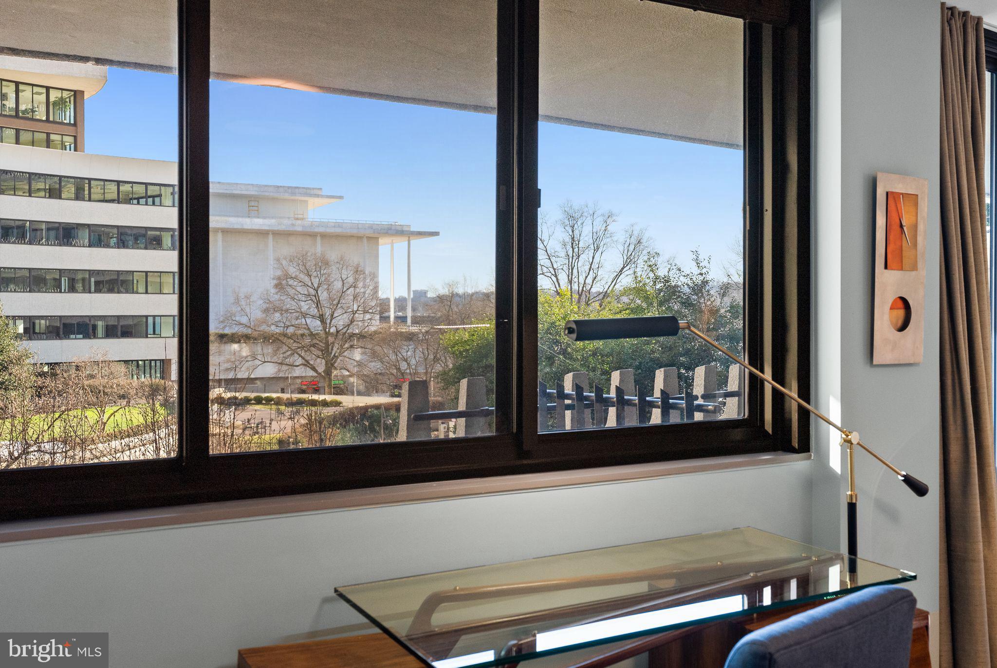 FOGGY BOTTOM - Residential