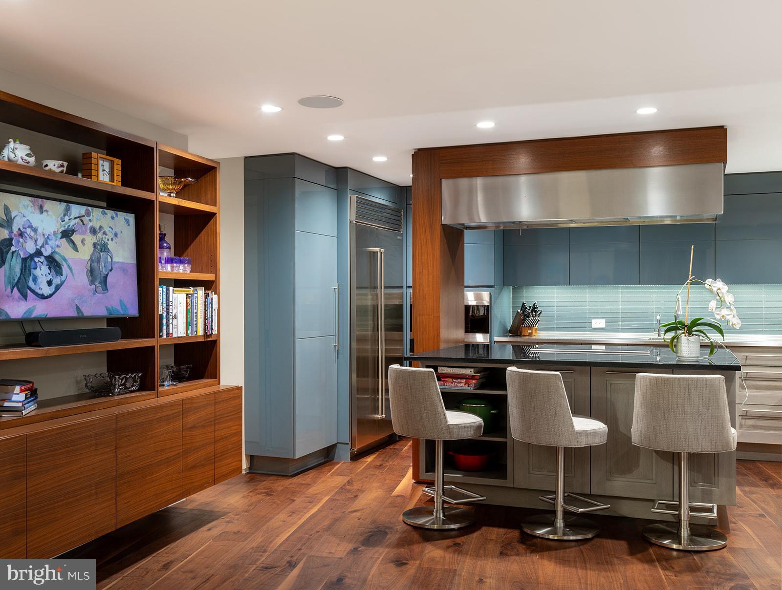 FOGGY BOTTOM - Residential
