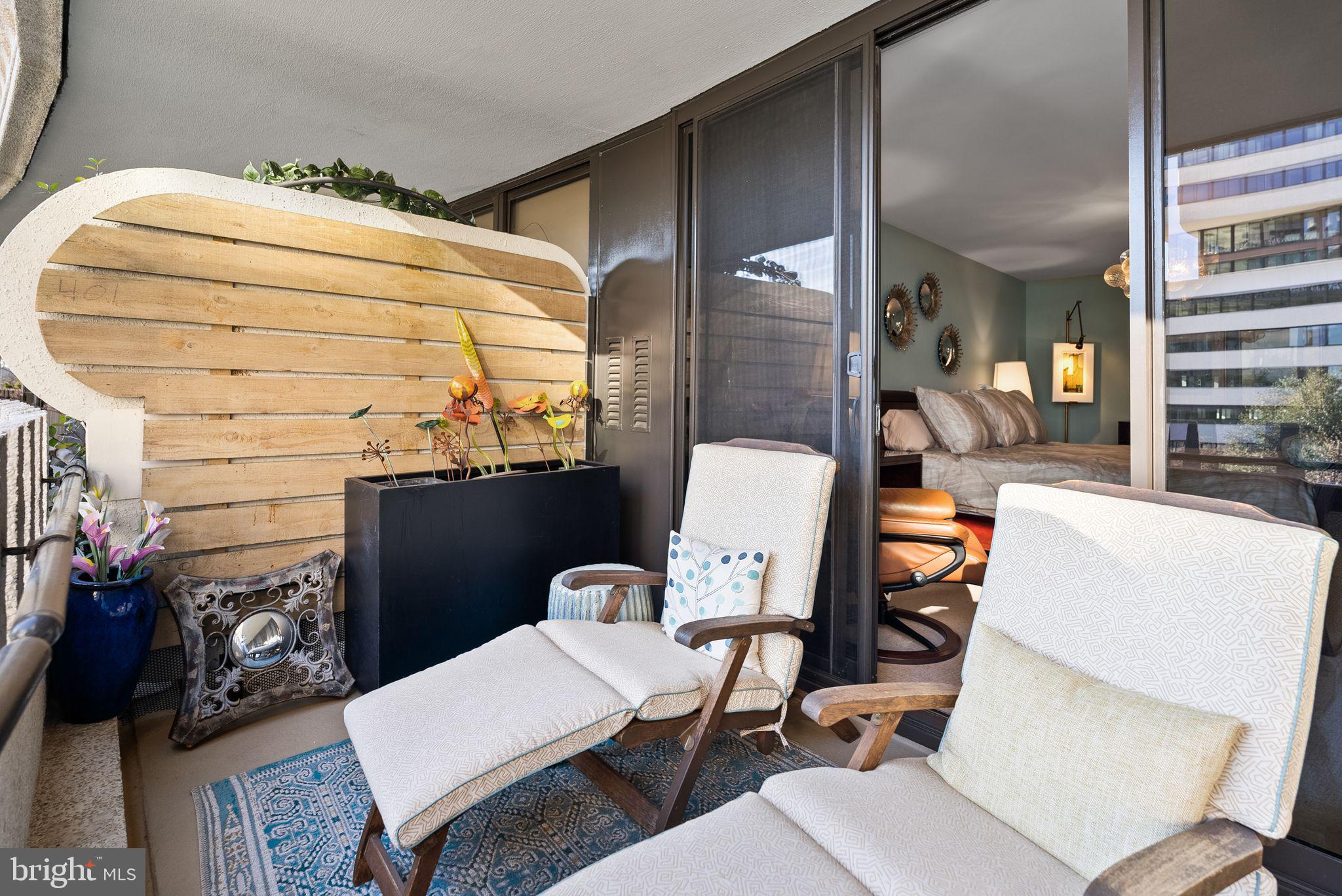 FOGGY BOTTOM - Residential