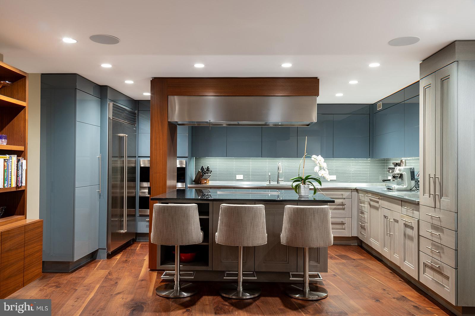 FOGGY BOTTOM - Residential