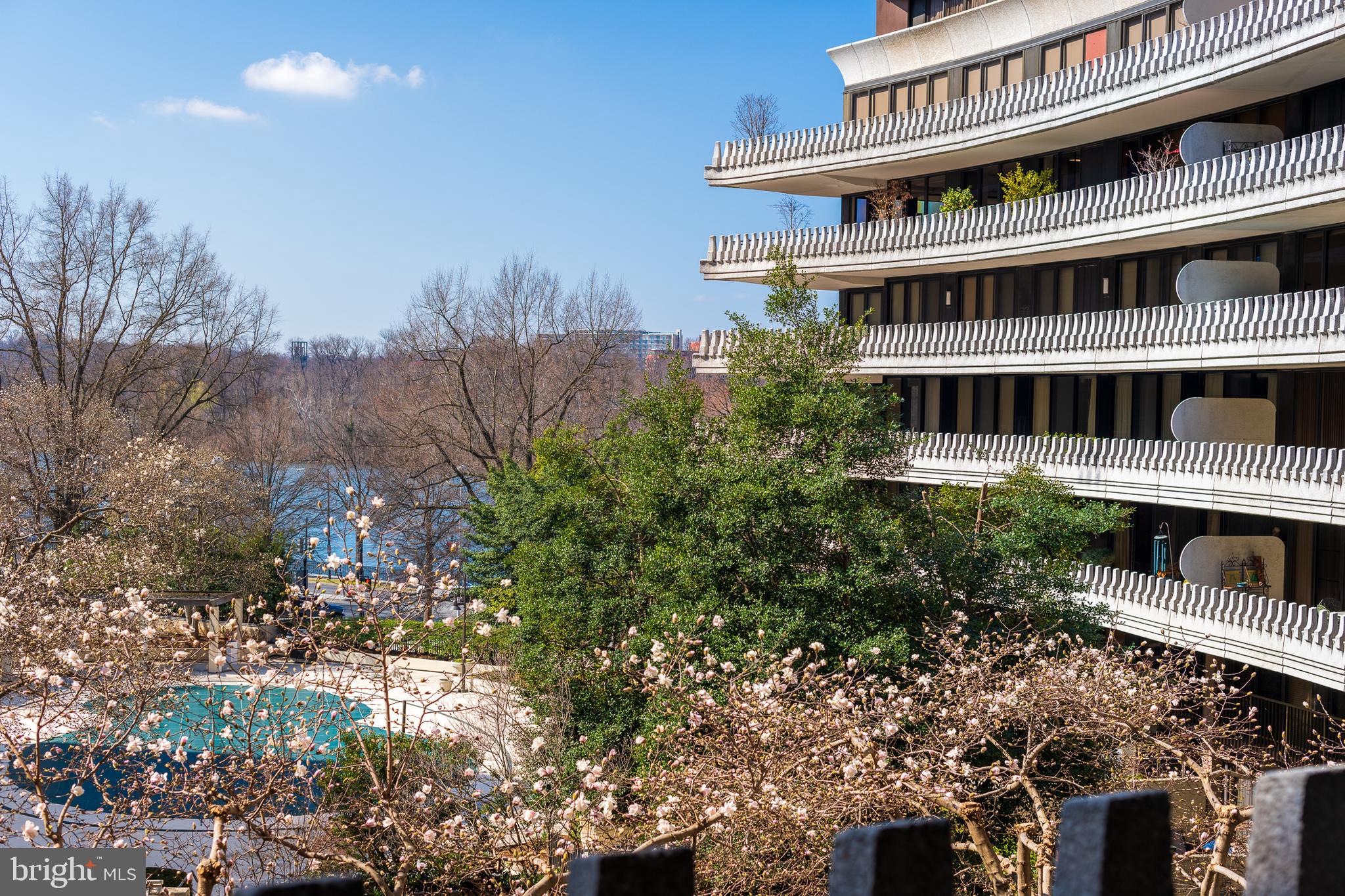 FOGGY BOTTOM - Residential
