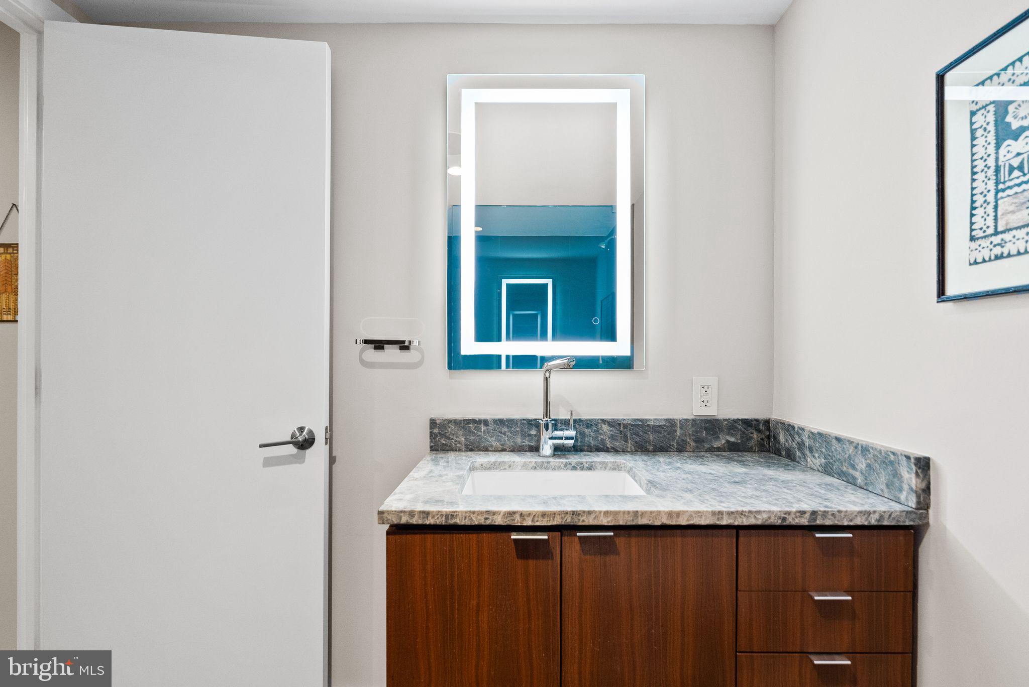 FOGGY BOTTOM - Residential