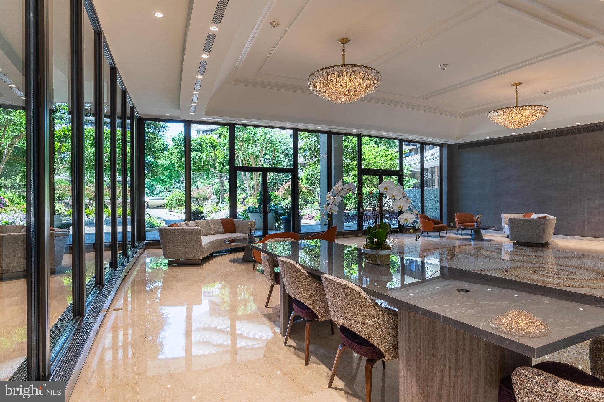 FOGGY BOTTOM - Residential